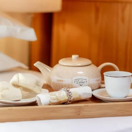 Charming Duplex At Alfama ליסבון