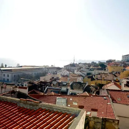 דירה Charming Duplex At Alfama ליסבון