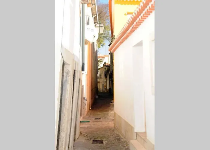 شقة Charming Duplex At Alfama Lisboa