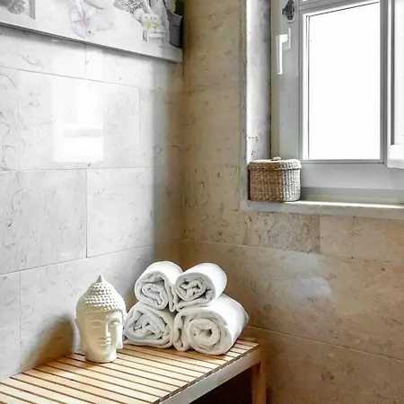 Διαμέρισμα Charming Duplex At Alfama